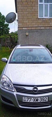 Opel Astra 2009, 204,173 km - 1.4 l - Zaqatala