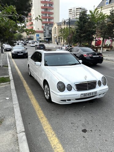 Mercedes E 220 d 2001, 545,788 km - 2.2 l - Bakı
