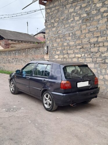 Volkswagen Golf 1994, 80,000 km - 2.0 л - Gəncə