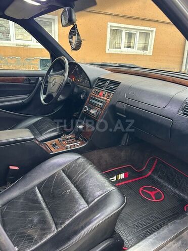Mercedes C 240 2000, 211,428 km - 2.4 л - Masallı