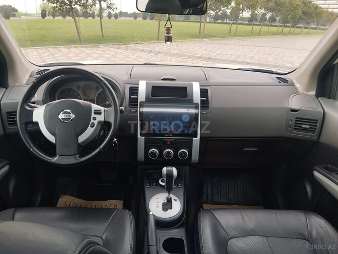 Nissan X-Trail 2010, 192,100 km - 2.5 l - Bakı