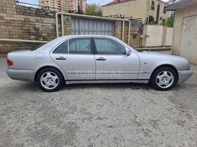 Mercedes E 230 1995, 340,000 km - 2.3 l - Bakı