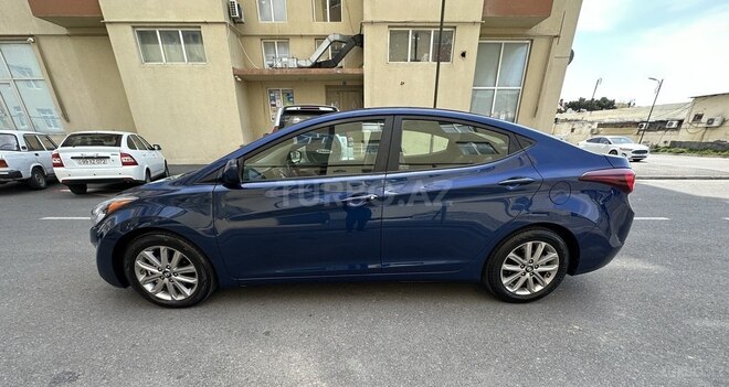 Hyundai Elantra 2015, 181,856 km - 1.8 l - Bakı
