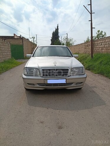 Mercedes C 220 d 1999, 450,000 km - 2.2 l - Biləsuvar