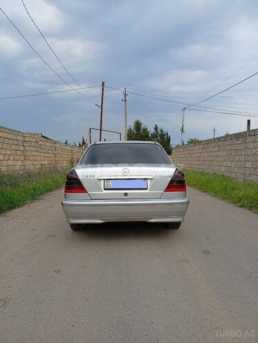 Mercedes C 220 d 1999, 450,000 km - 2.2 l - Biləsuvar
