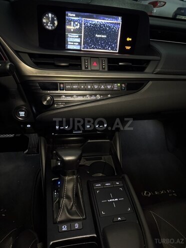 Lexus ES 250 2020, 59,600 km - 2.5 л - Bakı