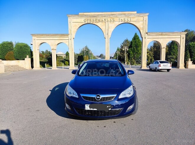 Opel Astra 2010, 200,000 km - 1.4 l - Bərdə