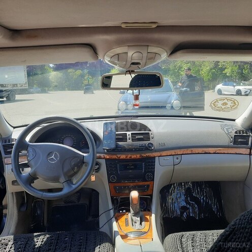 Mercedes E 270 2002, 256,000 km - 2.7 l - Tərtər
