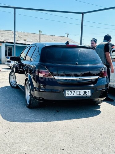 Opel Astra 2009, 215,000 km - 1.4 l - Bakı