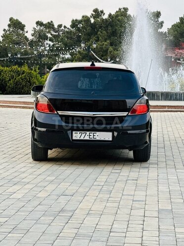 Opel Astra 2009, 215,000 km - 1.4 l - Bakı