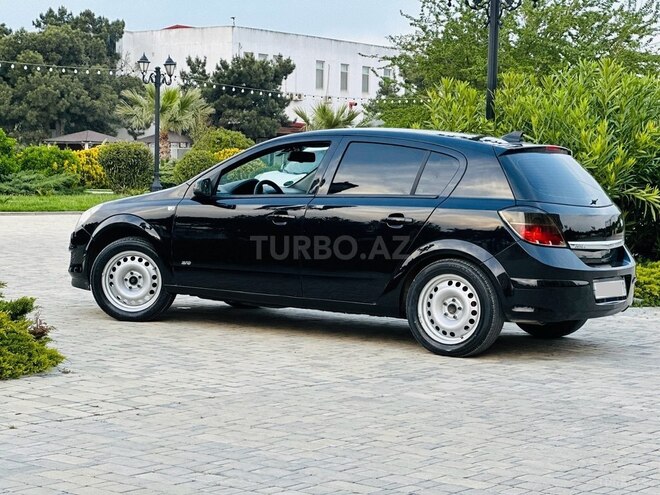 Opel Astra 2009, 215,000 km - 1.4 l - Bakı