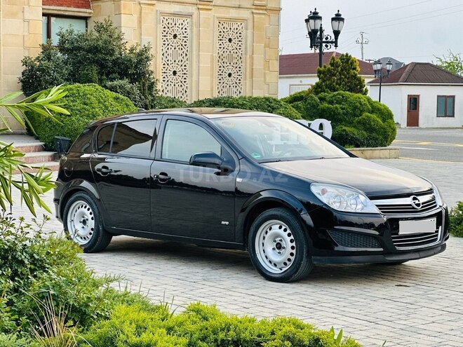 Opel Astra 2009, 215,000 km - 1.4 l - Bakı