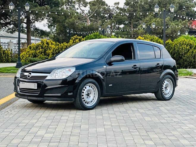 Opel Astra 2009, 215,000 km - 1.4 l - Bakı