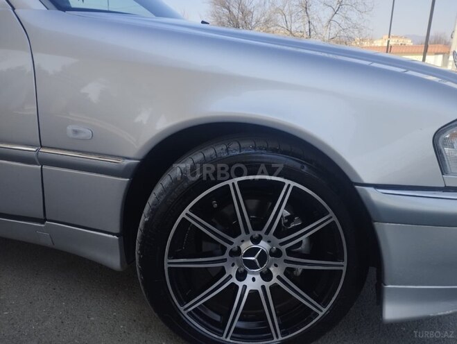Mercedes C 230 1998, 280,913 km - 2.3 л - İsmayıllı