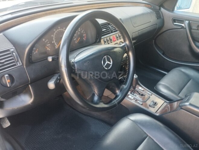 Mercedes C 230 1998, 280,913 km - 2.3 л - İsmayıllı