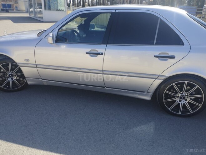Mercedes C 230 1998, 280,913 km - 2.3 л - İsmayıllı