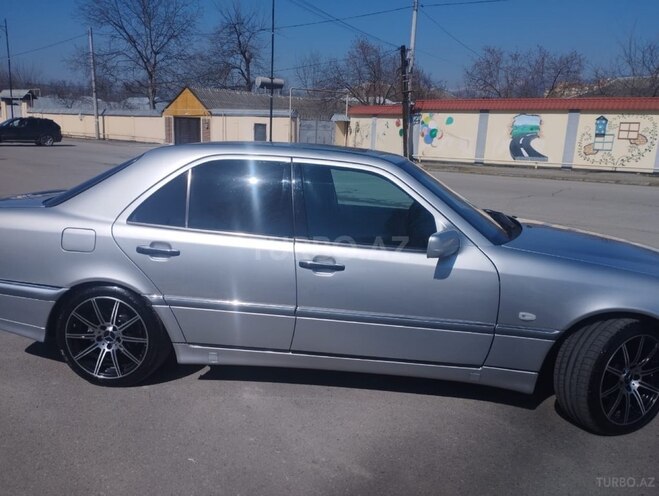 Mercedes C 230 1998, 280,913 km - 2.3 л - İsmayıllı