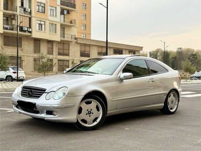 Mercedes C 200 2001, 280,000 km - 2.0 л - Sumqayıt