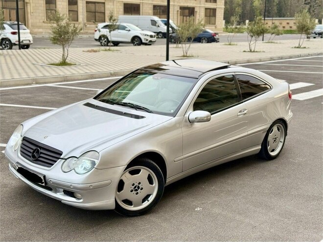 Mercedes C 200 2001, 280,000 km - 2.0 л - Sumqayıt