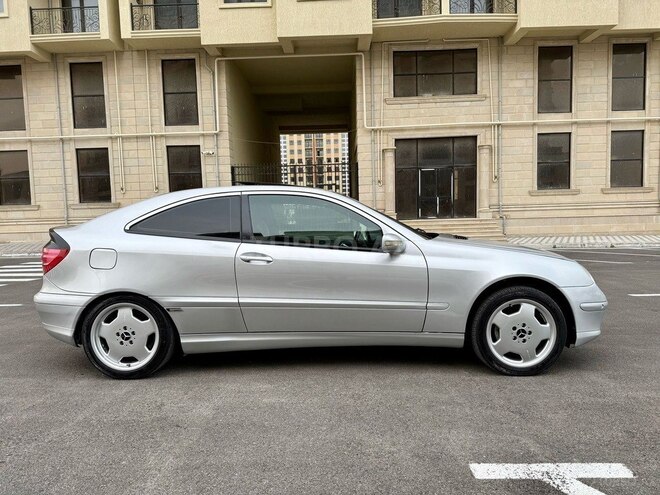 Mercedes C 200 2001, 280,000 km - 2.0 л - Sumqayıt