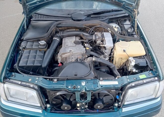 Mercedes C 180 1995, 278,000 km - 1.8 l - Gəncə