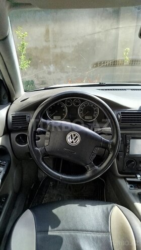 Volkswagen Passat 2000, 300,000 km - 1.8 l - Bakı