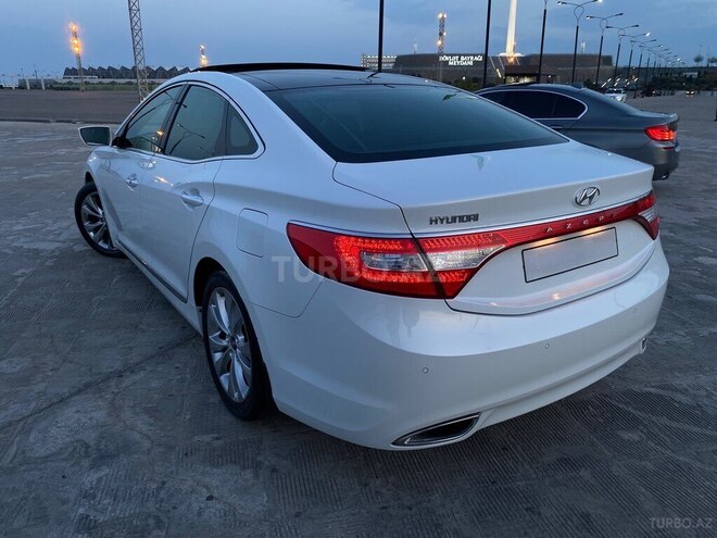 Hyundai Grandeur 2011, 67,790 km - 2.4 л - Bakı