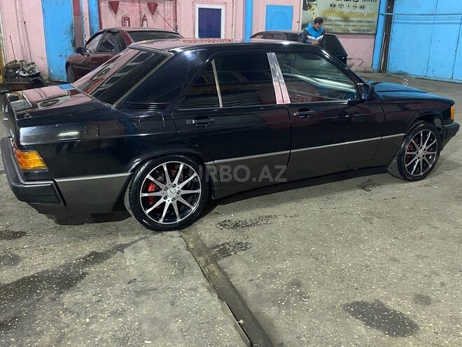 Mercedes 190 1990, 123,456 km - 2.0 l - Sumqayıt