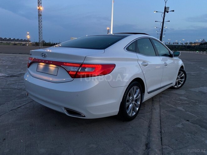 Hyundai Grandeur 2011, 67,790 km - 2.4 л - Bakı