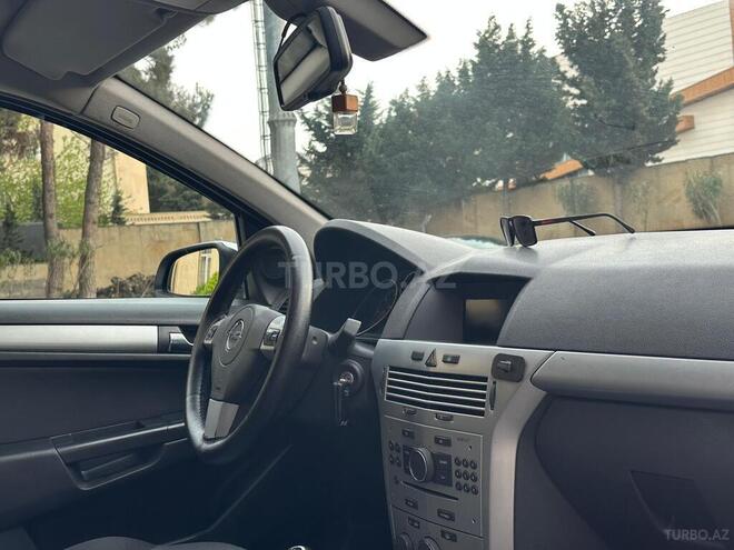 Opel Astra 2009, 283,000 km - 1.3 l - Bakı