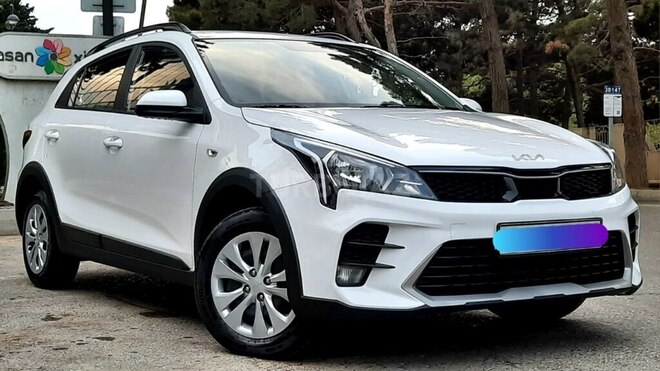 Kia Rio X-Line 2022, 10,900 km - 1.6 л - Bakı