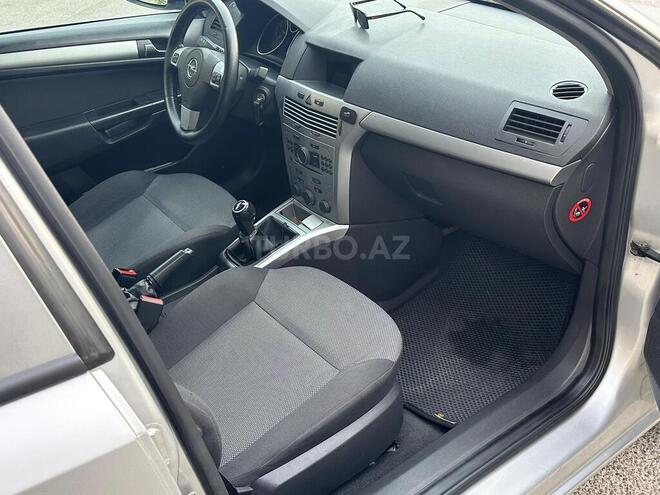 Opel Astra 2009, 283,000 km - 1.3 l - Bakı