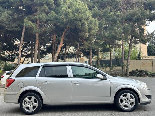 Opel Astra 2009, 283,000 km - 1.3 l - Bakı