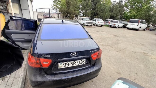Hyundai Elantra 2009, 278,000 km - 2.0 l - Gəncə