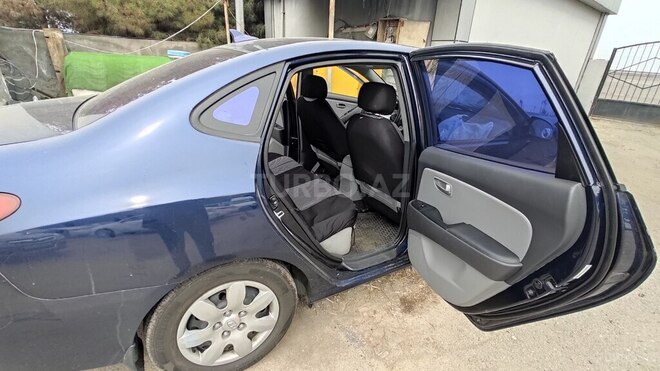 Hyundai Elantra 2009, 278,000 km - 2.0 l - Gəncə