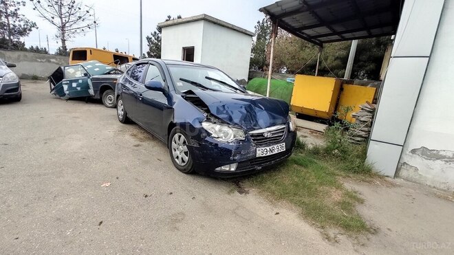 Hyundai Elantra 2009, 278,000 km - 2.0 l - Gəncə