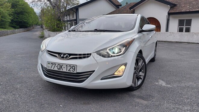 Hyundai Elantra 2015, 128,000 km - 1.8 л - Şəki
