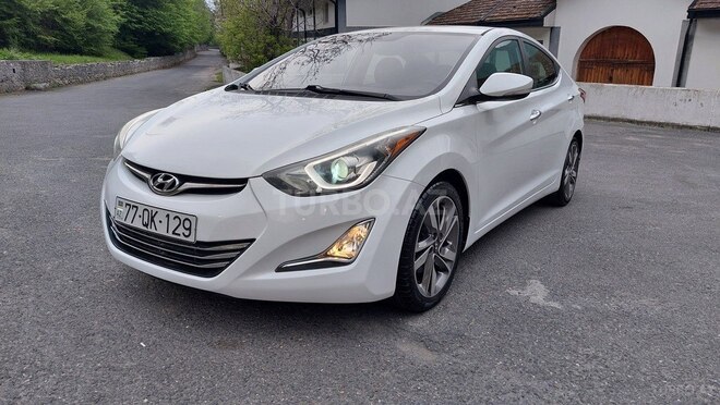 Hyundai Elantra 2015, 128,000 km - 1.8 л - Şəki