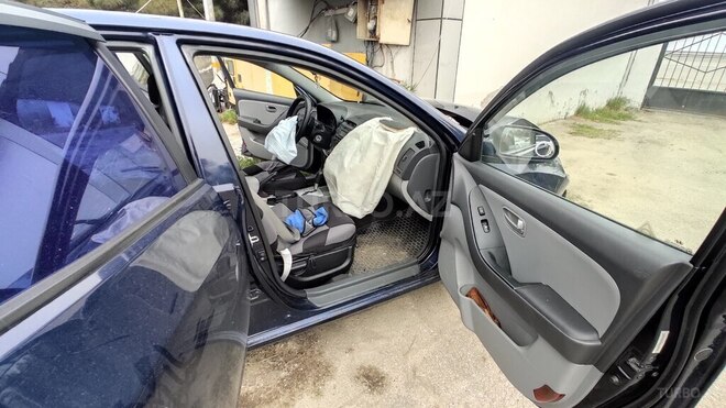 Hyundai Elantra 2009, 278,000 km - 2.0 l - Gəncə