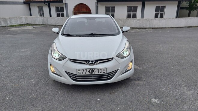Hyundai Elantra 2015, 128,000 km - 1.8 л - Şəki