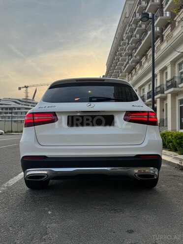 Mercedes GLC 250 4MATIC 2017, 95,000 km - 2.0 l - Bakı