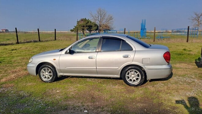 Nissan Sunny 2003, 400,000 km - 1.3 l - Masallı