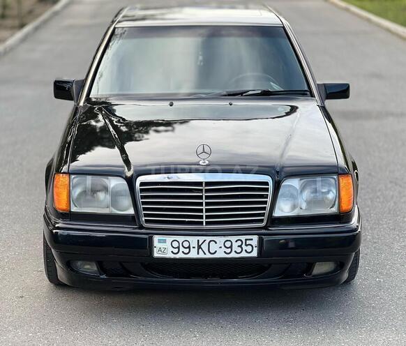 Mercedes E 220 1995, 227,000 km - 2.2 l - Sumqayıt