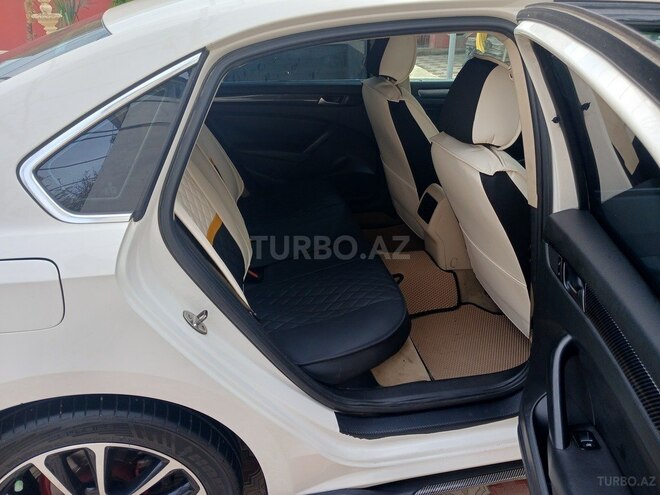 Volkswagen Passat 2014, 333,134 km - 2.5 л - Bakı