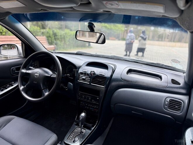 Nissan Sunny-19