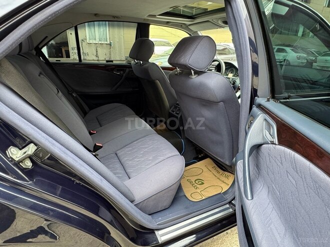 Mercedes E 220 d 2002, 390,000 km - 2.2 л - Bakı