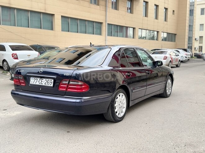 Mercedes E 220 d 2002, 390,000 km - 2.2 л - Bakı