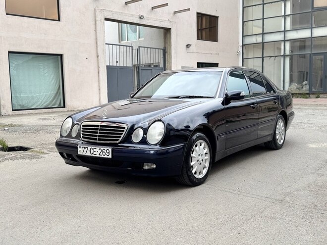 Mercedes E 220 d 2002, 390,000 km - 2.2 л - Bakı