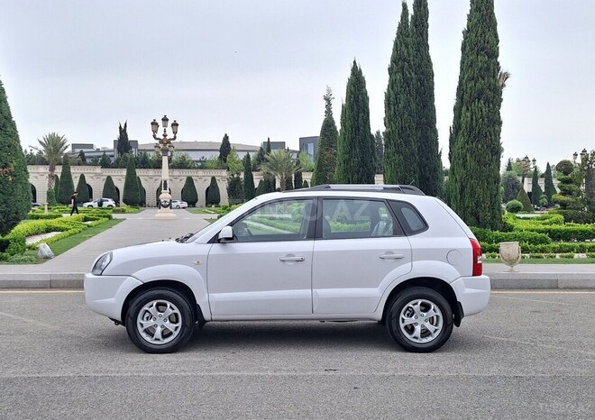 Hyundai Tucson 2009, 137,000 km - 2.0 l - Gəncə