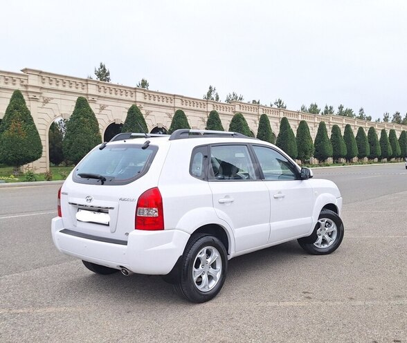 Hyundai Tucson 2009, 137,000 km - 2.0 l - Gəncə